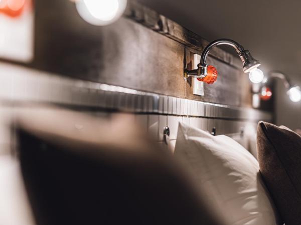 Yamahana Onsen Tonden Japanese Inn : photo 8 de la chambre family room 2 with bathroom room