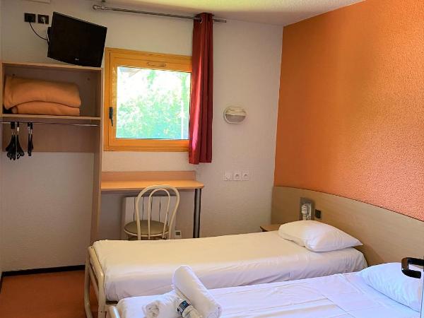 Premiere Classe Annecy Cran-Gevrier : photo 2 de la chambre chambre lits jumeaux