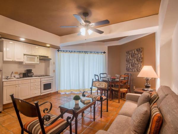 One Beach Street Zona Romantica Puerto Vallarta : photo 2 de la chambre appartement 1 chambre - vue sur ville