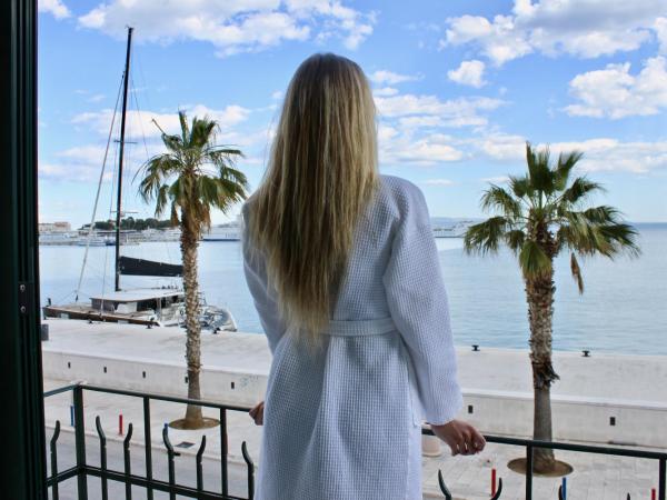 Galeria Valeria Seaside Downtown - MAG Quaint & Elegant Boutique Hotels : photo 5 de la chambre chambre prestige avec balcon - vue sur mer