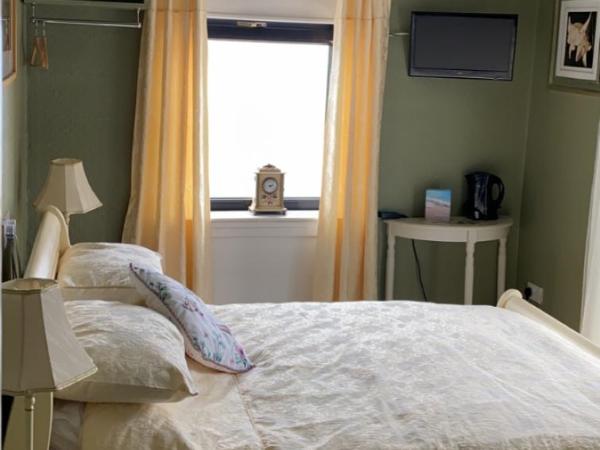 Conlyn house : photo 3 de la chambre chambre double - vue sur mer