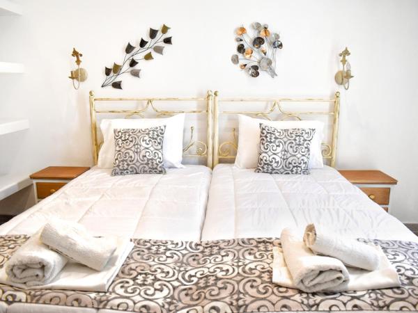 Naxos Enjoy Apartments : photo 1 de la chambre studio double deluxe