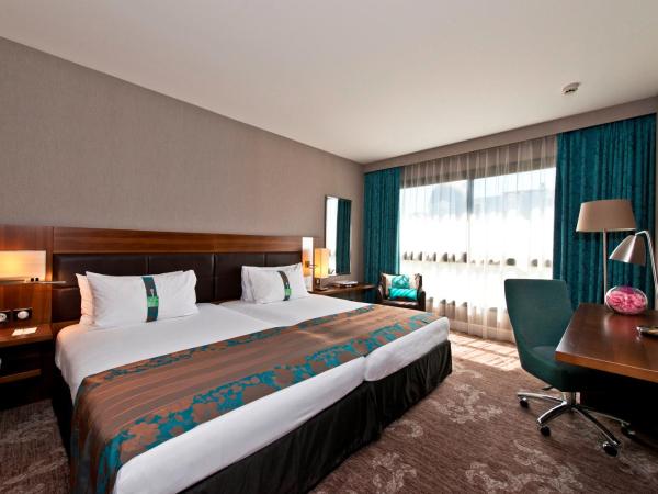 Holiday Inn Nice, an IHG Hotel : photo 4 de la chambre chambre lits jumeaux exécutive - non-fumeurs