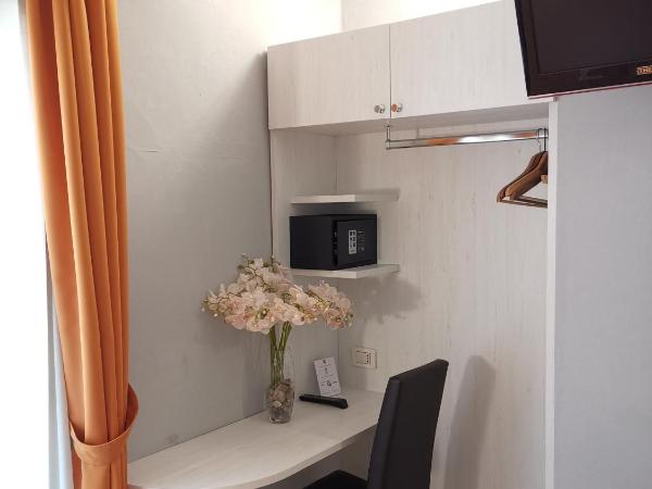 Hotel Brianza : photo 4 de la chambre chambre simple supérieure