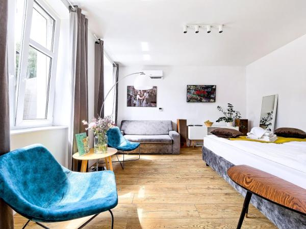 Cinema Apartments : photo 3 de la chambre studio lit king-size deluxe