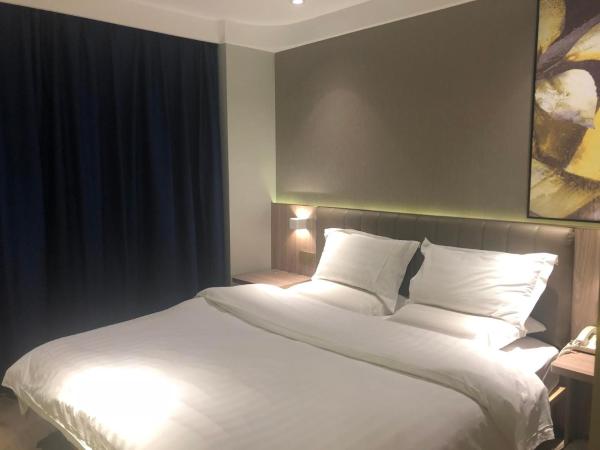 7Days Premium Shanghai Xujiahui Longhua Road Subway Station Branch : photo 2 de la chambre chambre double