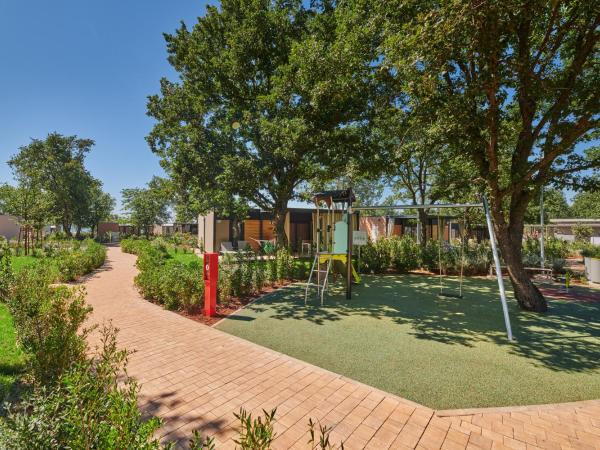 Camping Park Umag Mobile Homes : photo 1 de la chambre mobile home premium - canova bay