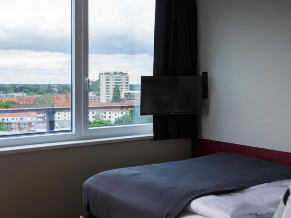 Base Apartments : photo 3 de la chambre medium studio with kitchenette without air-conditioner