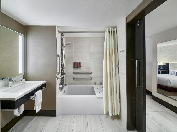 Harrah's Las Vegas Hotel & Casino : photo 3 de la chambre chambre deluxe lit king-size - tour vallée - non-fumeurs - accessible aux personnes à mobilité réduite