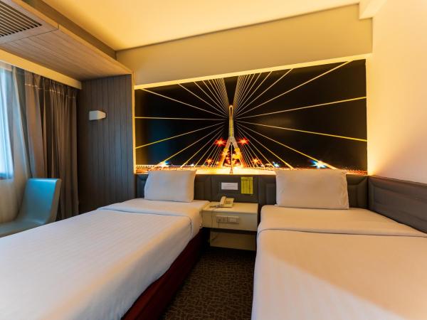 Royal Delight Hotel : photo 2 de la chambre chambre lits jumeaux standard