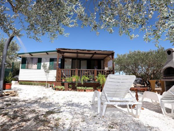 Olive garden Trogir - mobil home : photo 2 de la chambre mobile home