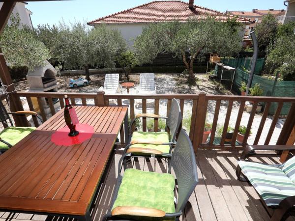 Olive garden Trogir - mobil home : photo 7 de la chambre mobile home