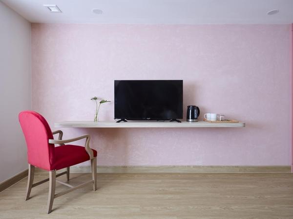 56 Surawong Hotel Bangkok : photo 10 de la chambre chambre king confort