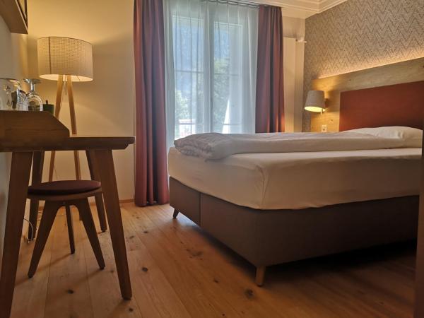 Parkhotel Schoenegg : photo 2 de la chambre chambre simple deluxe avec balcon - vue sur montagne