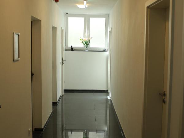 Lovely Studio Cologne West - Neues Momomotel : photo 9 de la chambre chambre double Économique