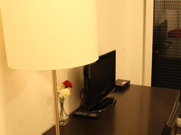 Lovely Studio Cologne West - Neues Momomotel : photo 9 de la chambre chambre double Économique