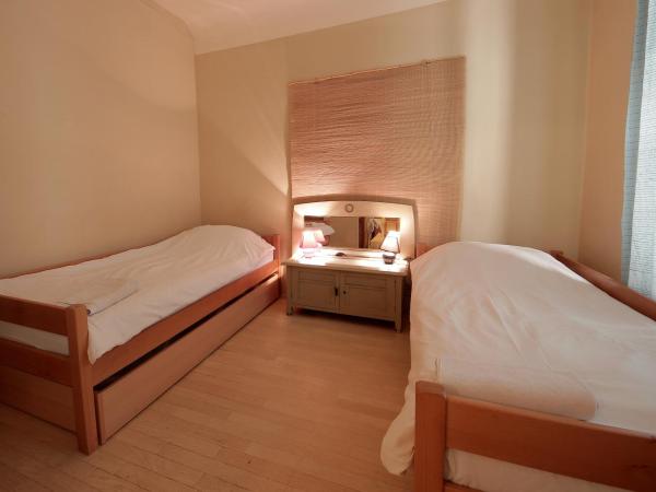 Guesthouse Lessi : photo 3 de la chambre studio avec balcon 