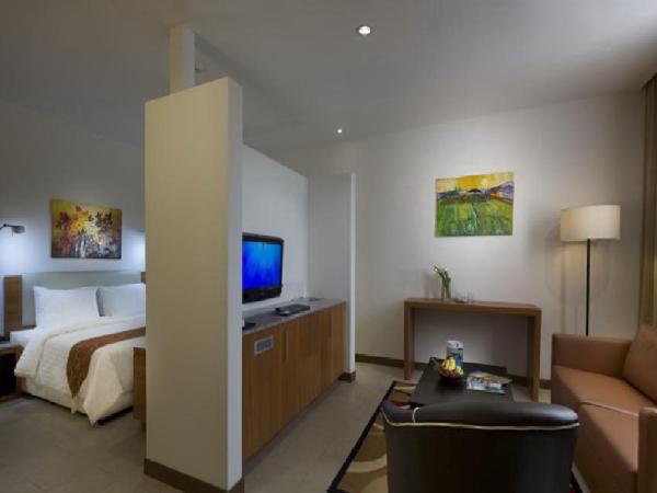 Gloria Swiss Hotel & Apartment Sandakan : photo 1 de la chambre 2 chambres communicantes