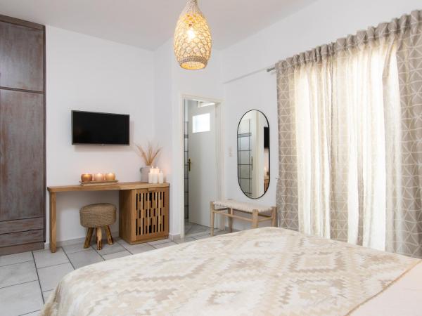 Hotel Villa Flora : photo 9 de la chambre chambre double ou lits jumeaux avec balcon