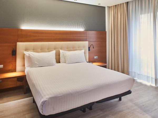 Silken Coliseum : photo 4 de la chambre chambre double ou lits jumeaux standard