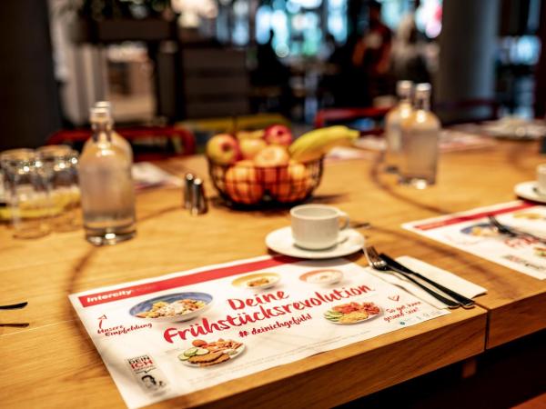 IntercityHotel Hannover : photo 2 de la chambre chambre double ou lits jumeaux standard