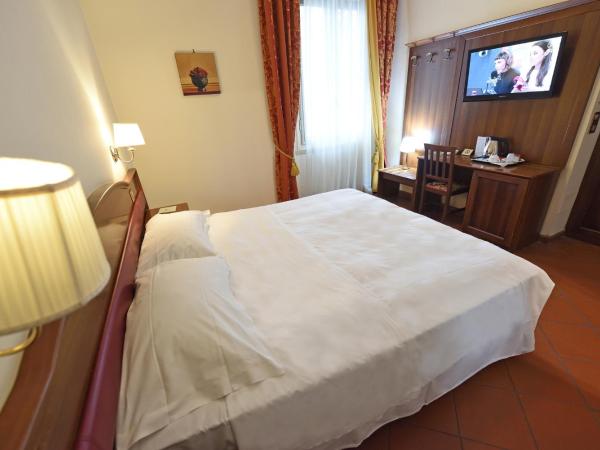Relais La Corte di Cloris : photo 2 de la chambre chambre double ou lits jumeaux