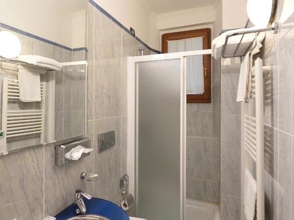 Relais La Corte di Cloris : photo 4 de la chambre chambre double ou lits jumeaux supérieure