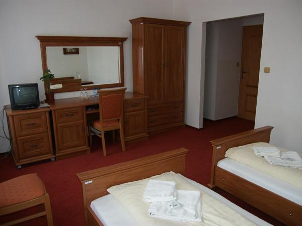 Hotel Maria : photo 4 de la chambre chambre double ou lits jumeaux