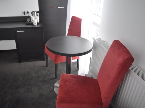 Villa Karpacz : photo 6 de la chambre chambre triple avec balcon