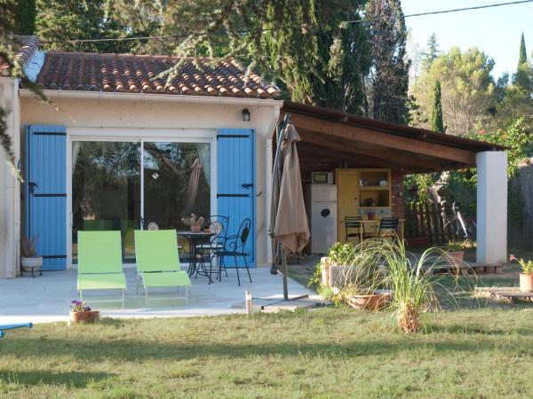 Vintage Provence : photo 6 de la chambre studio avec vue sur jardin