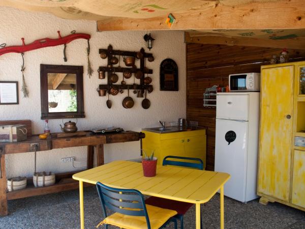 Vintage Provence : photo 9 de la chambre studio avec vue sur jardin