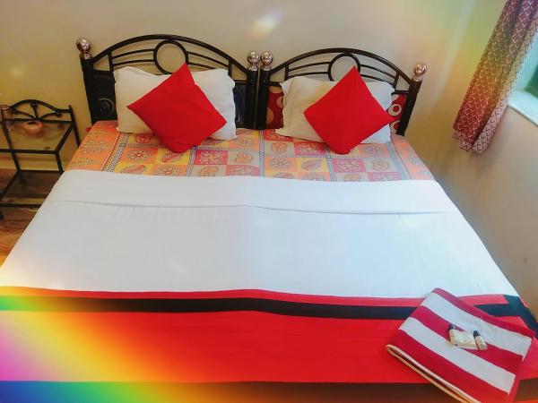 The Elite Apartment Hotel : photo 3 de la chambre chambre double avec toilettes communes