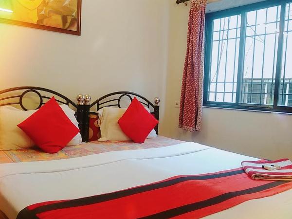 The Elite Apartment Hotel : photo 2 de la chambre chambre double avec toilettes communes