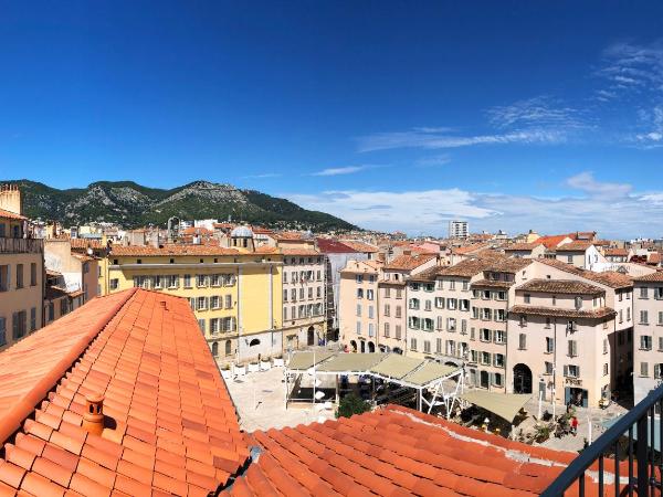 L'Eautel Toulon Centre Port : photo 5 de la chambre chambre pont supérieur - accès rooftop et bassin inclus