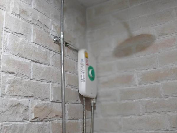 Sapparot Bar & Bungalows : photo 2 de la chambre chambre lit king-size deluxe