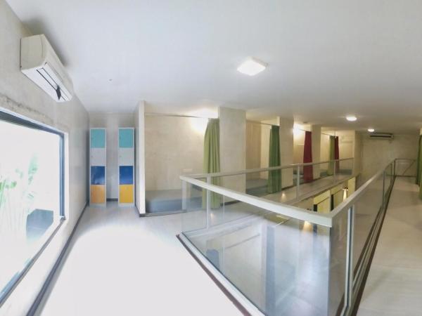 Beds In Garden Hostel : photo 4 de la chambre bungalow - vue sur jardin