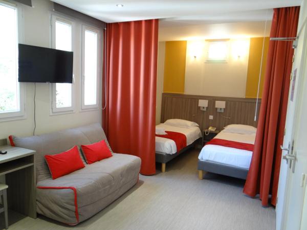 Hostellerie Bon Pasteur : photo 2 de la chambre chambre quadruple premium