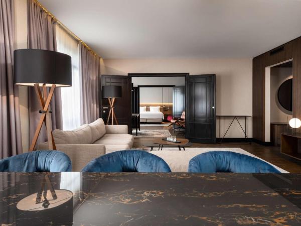 Radisson Collection Grand Place Brussels : photo 4 de la chambre suite présidentielle - Étage supérieur