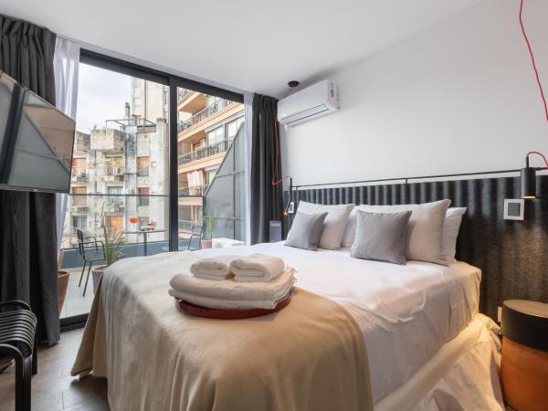 Stay Suites : photo 2 de la chambre chambre double deluxe avec balcon