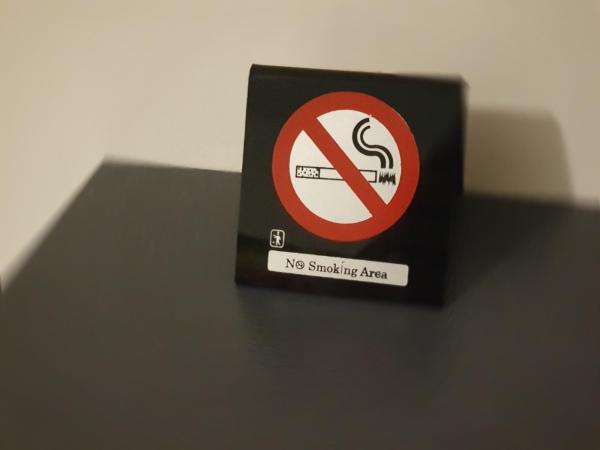 City Center Athenes rooms : photo 1 de la chambre chambre triple avec balcon