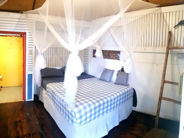 Kohchang 7 seaview bungalow : photo 1 de la chambre bungalow avec ventilateur