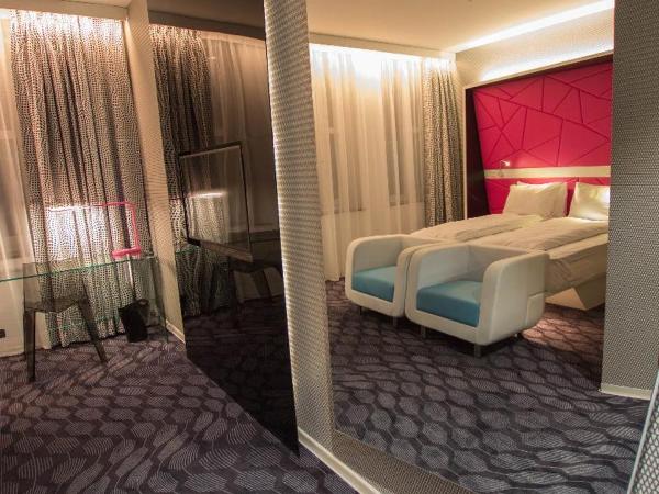 Magic Hotel Xhibition : photo 3 de la chambre room #228841912