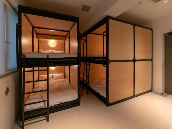 Kamon Hotel Namba : photo 1 de la chambre chambre familiale avec lits superposés