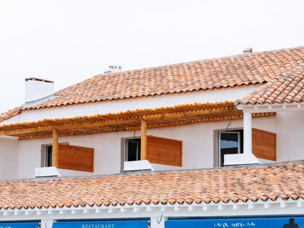 Hôtel Casa Marina : photo 3 de la chambre chambre familiale - vue sur mer