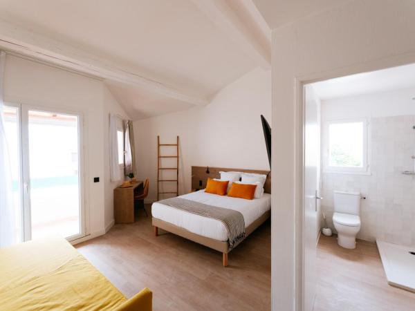 Hôtel Casa Marina : photo 1 de la chambre chambre familiale avec balcon