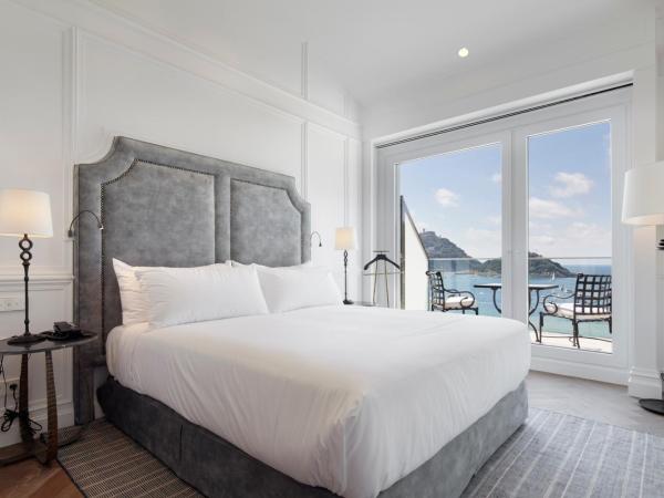 Hotel Boutique Villa Favorita : photo 3 de la chambre suite duplex avec terrasse - vue sur mer