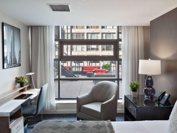 The Historic Blue Angel Hotel Lexington Ave, Ascend Hotel Collection : photo 3 de la chambre suite junior deluxe - accessible aux personnes à mobilité réduite