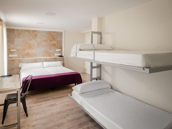 YIT Casablanca : photo 7 de la chambre chambre triple