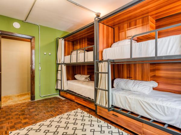 Selina Aurora Sao Paulo : photo 1 de la chambre lit dans petit dortoir