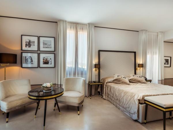 La Locanda Del Conte Mameli : photo 6 de la chambre suite lit queen-size avec baignoire spa